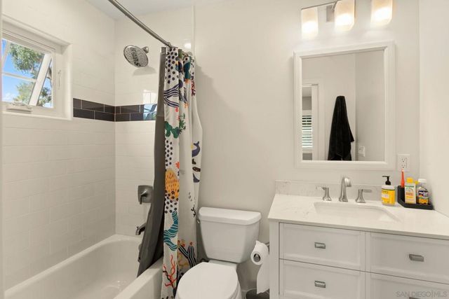 418 Parkwood Ln, Encinitas, CA 92024