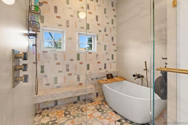 418 Parkwood Ln, Encinitas, CA 92024