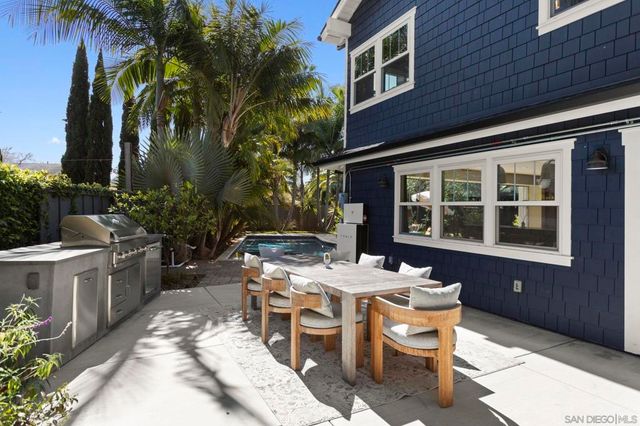 418 Parkwood Ln, Encinitas, CA 92024