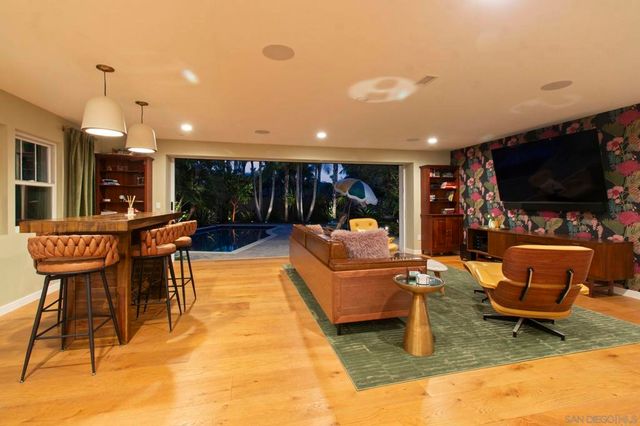 418 Parkwood Ln, Encinitas, CA 92024