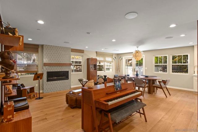 418 Parkwood Ln, Encinitas, CA 92024