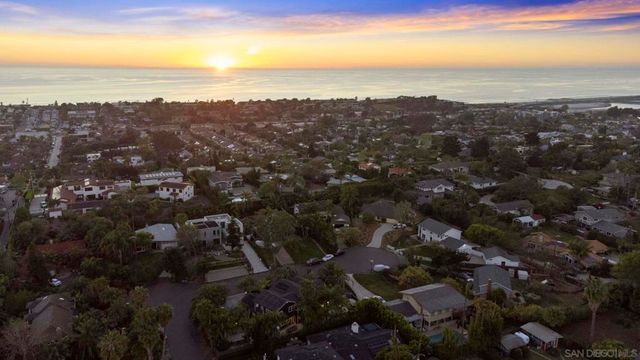 418 Parkwood Ln, Encinitas, CA 92024