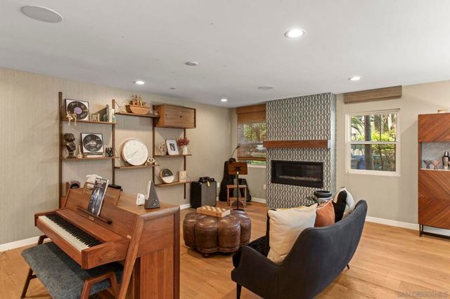 418 Parkwood Ln, Encinitas, CA 92024