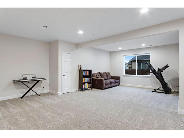 5604 Congressional Ct, Windsor, CO 80528