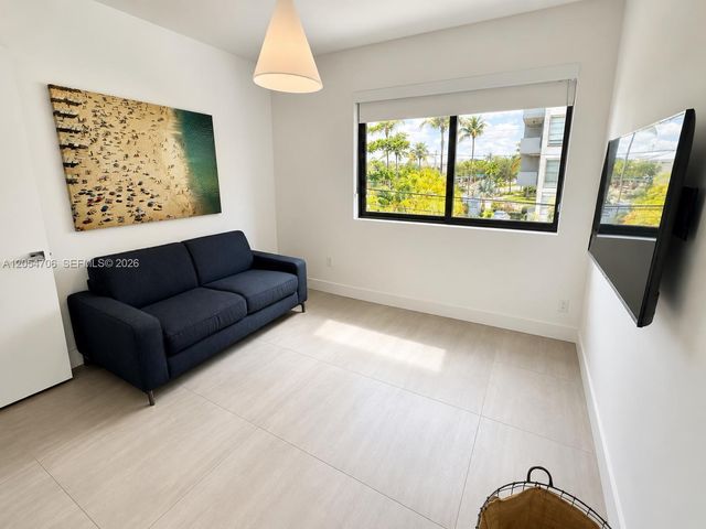101 Sunrise Drive A201, Key Biscayne, FL 33149