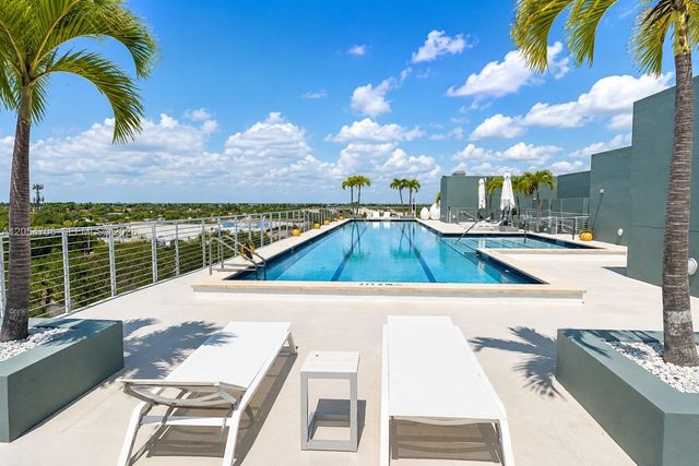 101 Sunrise Drive A201, Key Biscayne, FL 33149