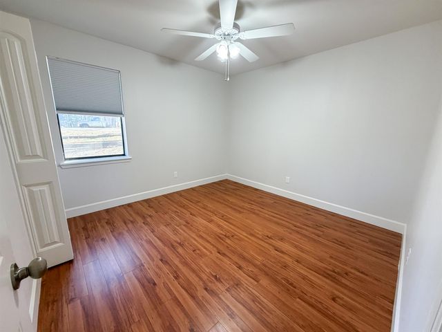 1613 N Rodeo Dr, Gladewater, TX 75647