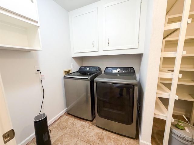 1613 N Rodeo Dr, Gladewater, TX 75647