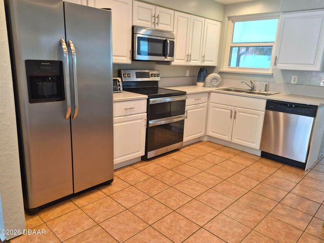 737 5th Street, Port Orange, FL 32129