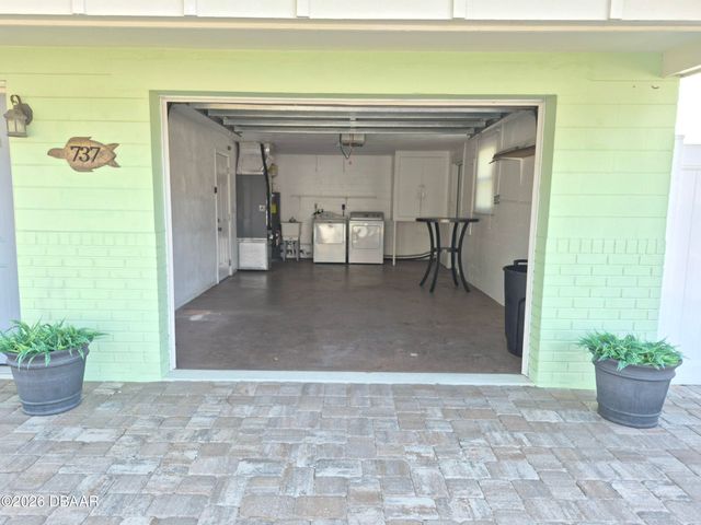 737 5th Street, Port Orange, FL 32129