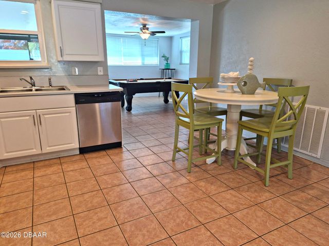737 5th Street, Port Orange, FL 32129
