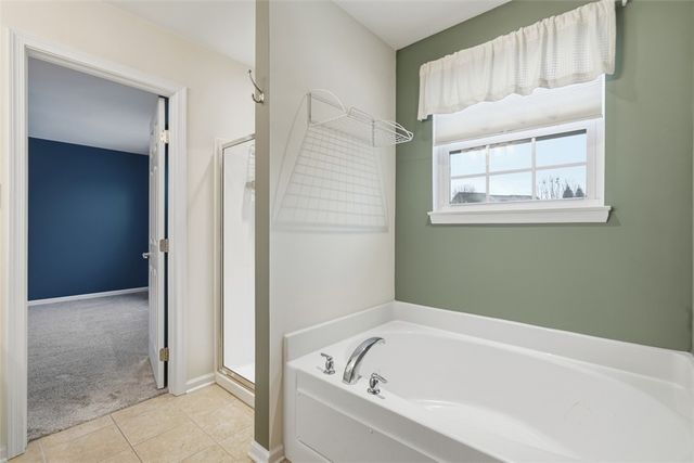 613 Glengarry Ct, Plum Boro, PA 15239