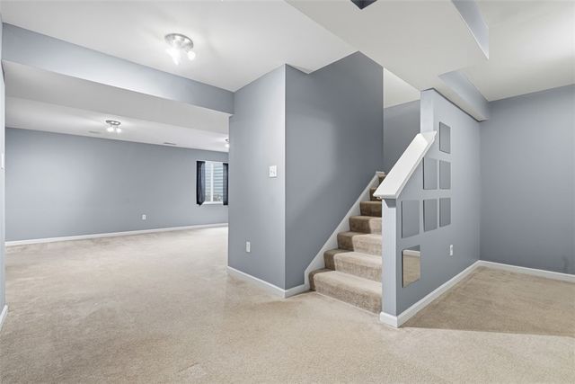 613 Glengarry Ct, Plum Boro, PA 15239