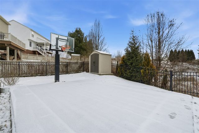 613 Glengarry Ct, Plum Boro, PA 15239