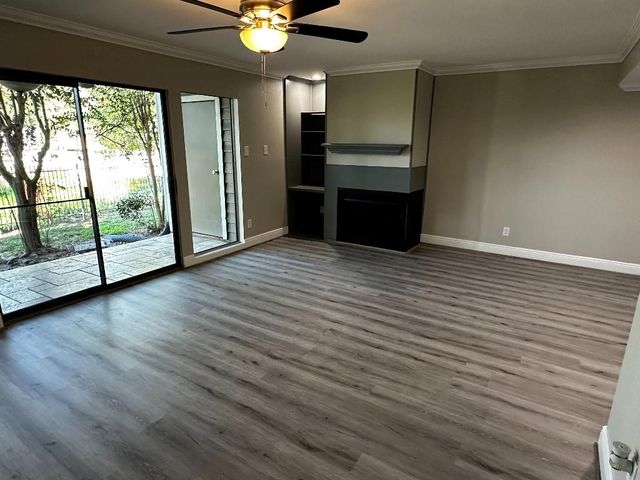 4444 Victory Drive 1311, Houston, TX 77088