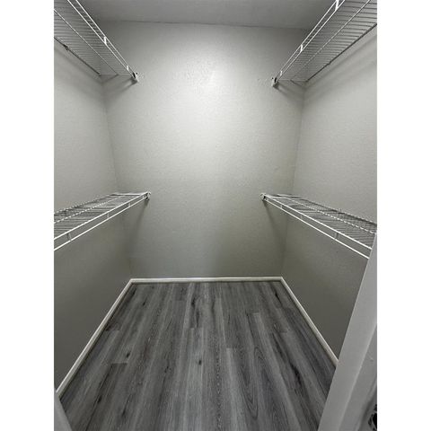 4444 Victory Drive 1311, Houston, TX 77088