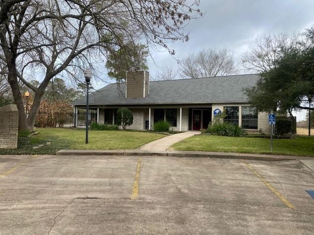 4444 Victory Drive 1311, Houston, TX 77088