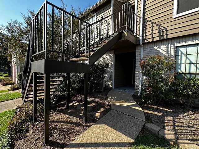 4444 Victory Drive 1311, Houston, TX 77088