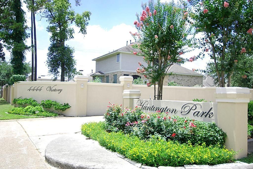 4444 Victory Drive 1311, Houston, TX 77088
