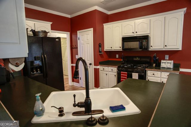 3875 Spring Manor Court, Loganville, GA 30052