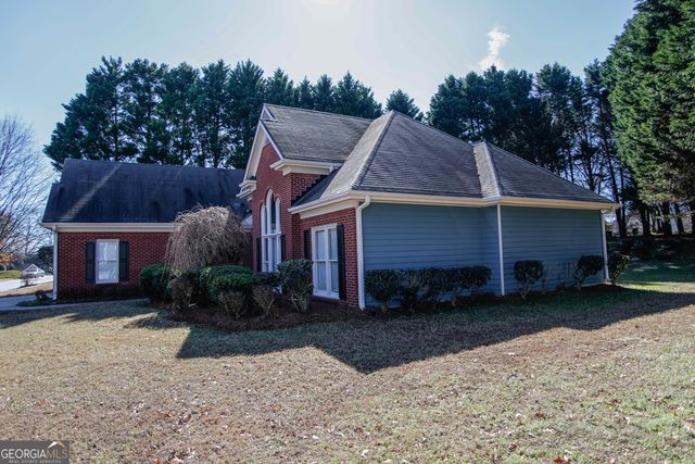 3875 Spring Manor Court, Loganville, GA 30052