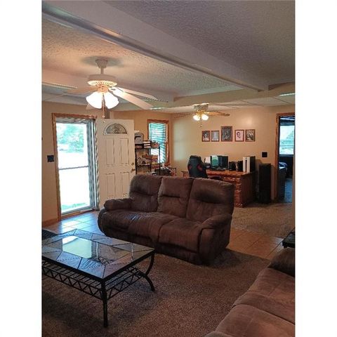 1712 S Hands Street, Independence, MO 64055