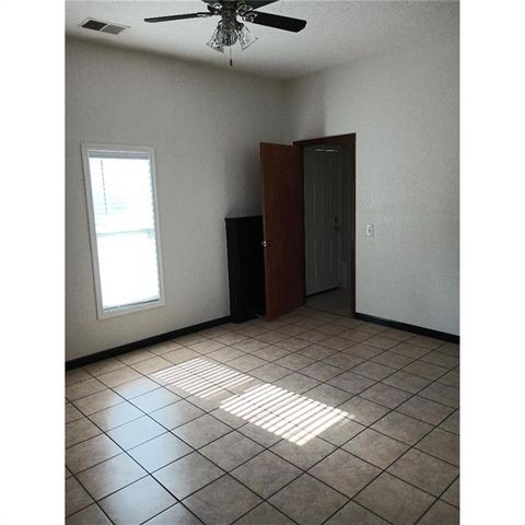 1712 S Hands Street, Independence, MO 64055