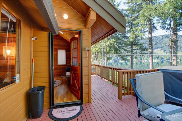 34247 N Shore, Mount Vernon, WA 98274