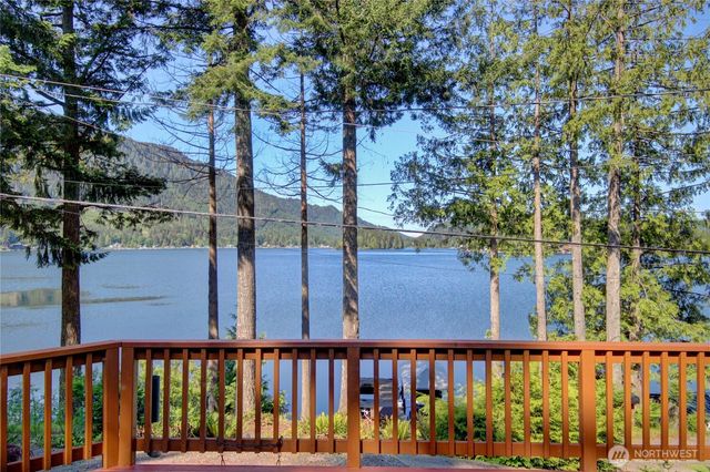 34247 N Shore, Mount Vernon, WA 98274