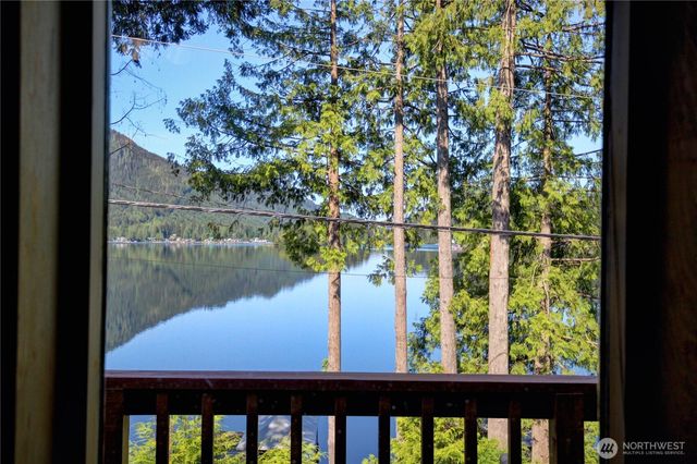 34247 N Shore, Mount Vernon, WA 98274