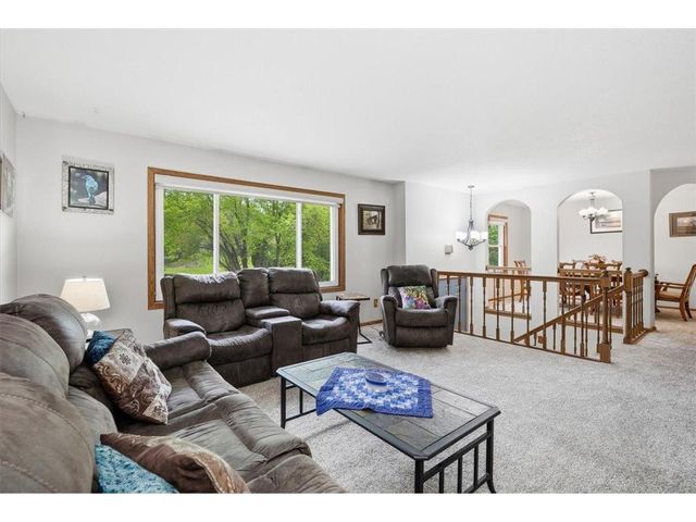 1072 Edgewood Circle, Hudson, WI 54016