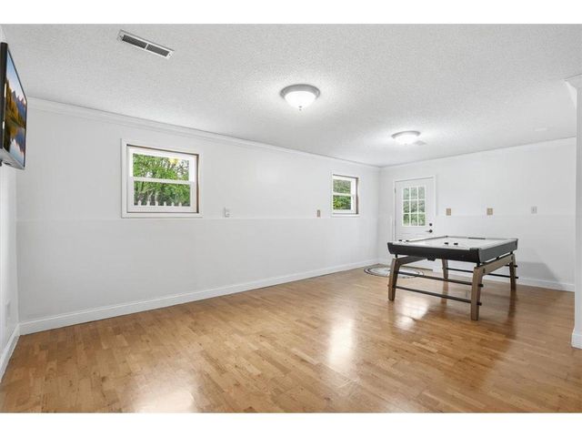 1072 Edgewood Circle, Hudson, WI 54016
