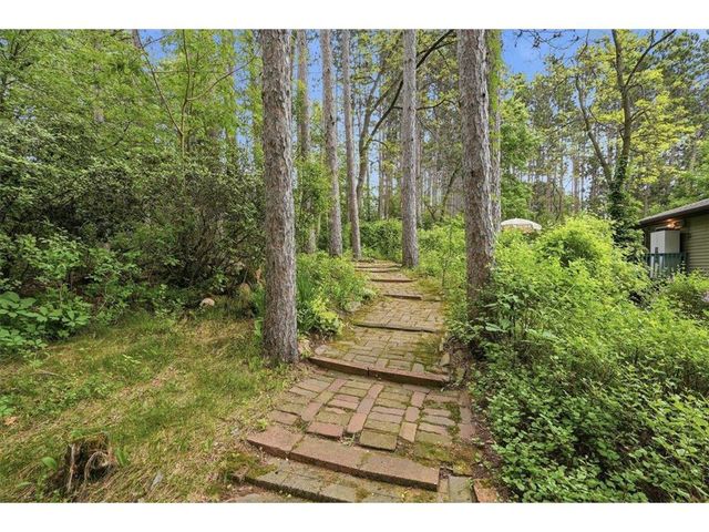 1072 Edgewood Circle, Hudson, WI 54016