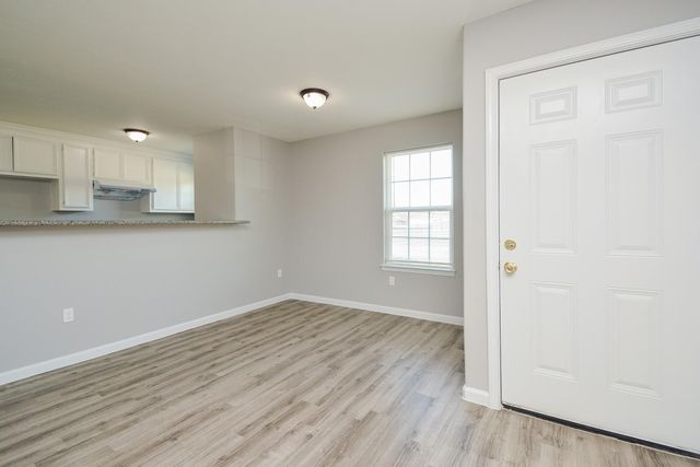 7611 Dyer Street, Houston, TX 77088