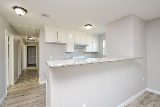 7611 Dyer Street, Houston, TX 77088