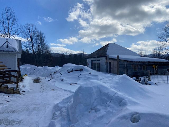 29 Hazen Notch Road, Lowell, VT 05847