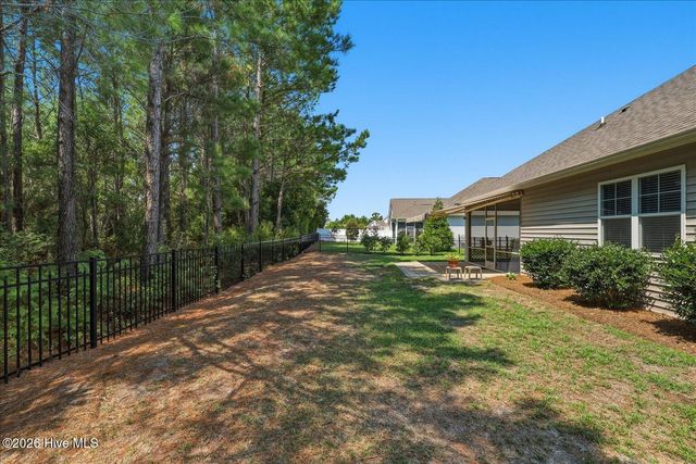 1807 Bards Drive SE, Bolivia, NC 28422