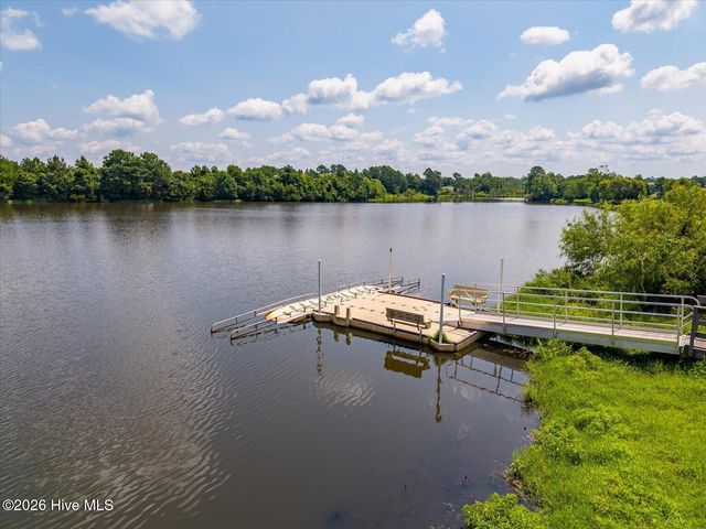 1807 Bards Drive SE, Bolivia, NC 28422