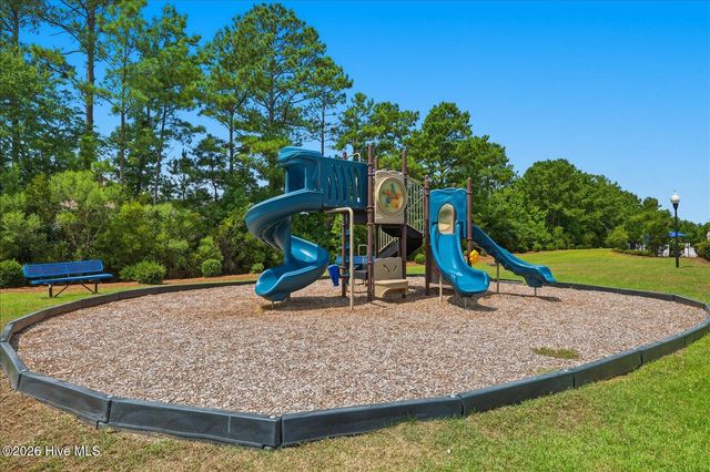 1807 Bards Drive SE, Bolivia, NC 28422