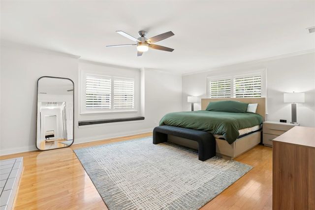 2411 W JETTON AVENUE, Tampa, FL 33629