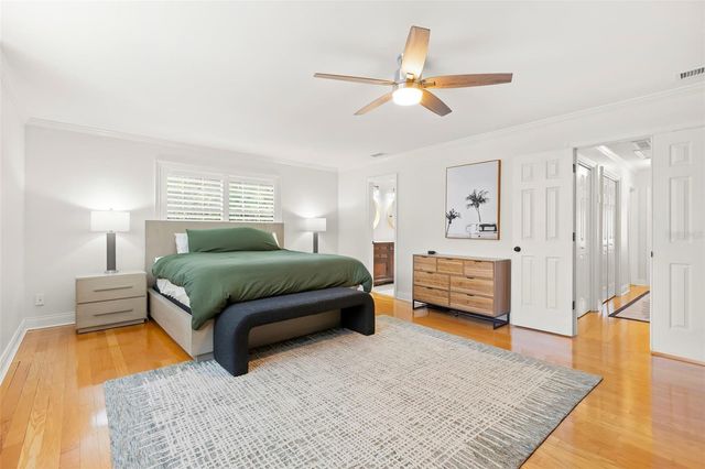 2411 W JETTON AVENUE, Tampa, FL 33629