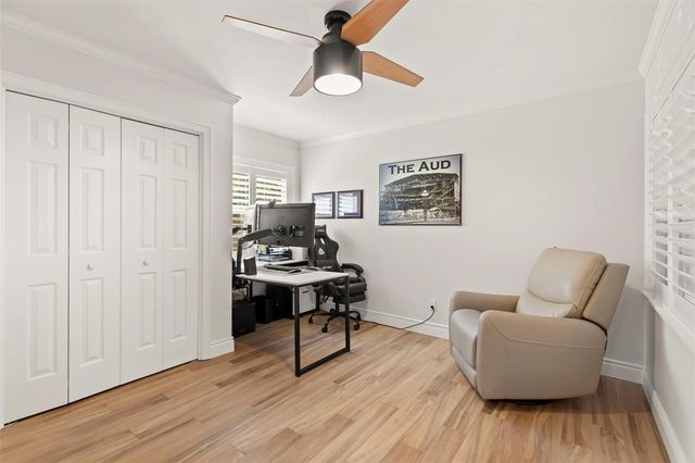 2411 W JETTON AVENUE, Tampa, FL 33629