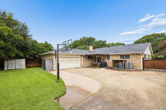 11152 Carissa Drive, Dallas, TX 75218