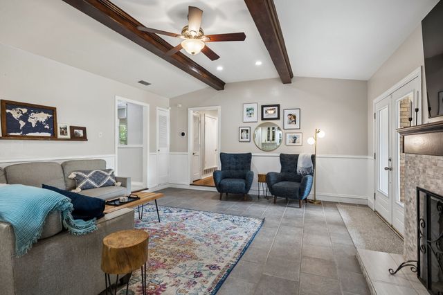 11152 Carissa Drive, Dallas, TX 75218