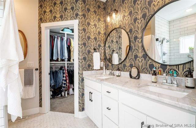 4215 Mary Emma Drive, Jeffersonville, IN 47172
