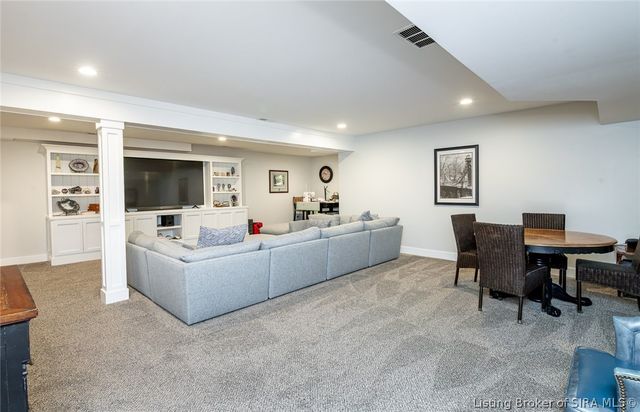 4215 Mary Emma Drive, Jeffersonville, IN 47172