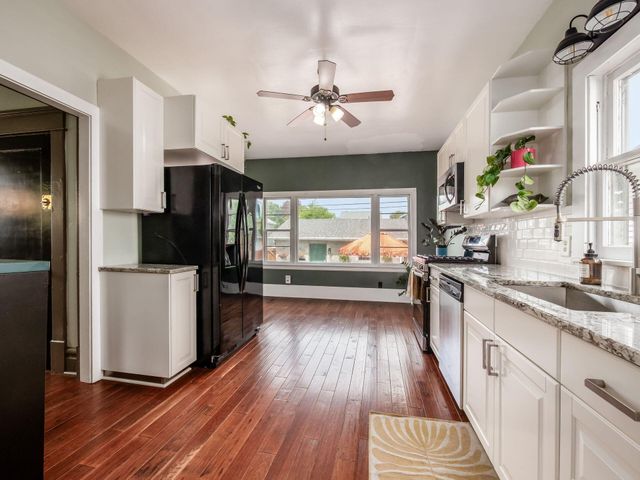 306 E Jenkins Avenue, Columbus, OH 43207