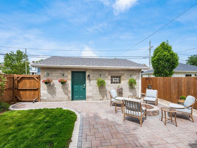 306 E Jenkins Avenue, Columbus, OH 43207