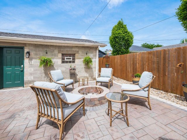 306 E Jenkins Avenue, Columbus, OH 43207