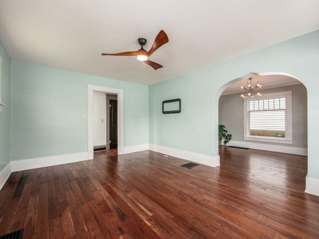 306 E Jenkins Avenue, Columbus, OH 43207